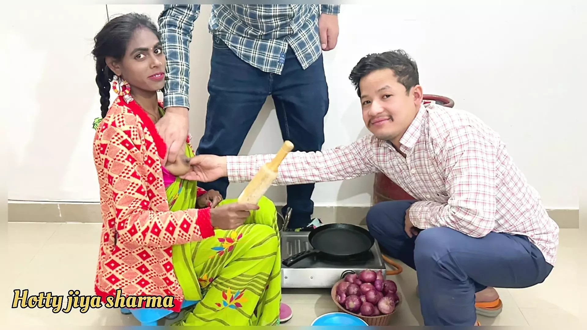 First Time Bhabhi Kitchen Threesome with Devar