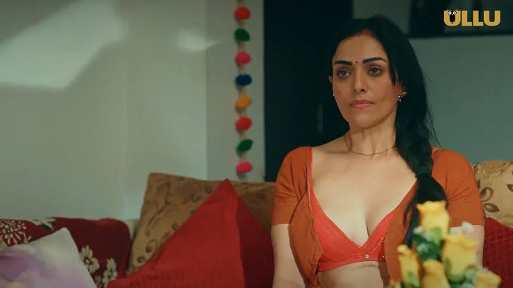 ullu web series: kundi mat khadkao raja episode 5 naina chhabra kamana newar