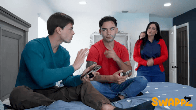 [MomSwap] Harper Hill, Miss Raquel – Stop Doing That Fucking Us Can Become Your New Obsession